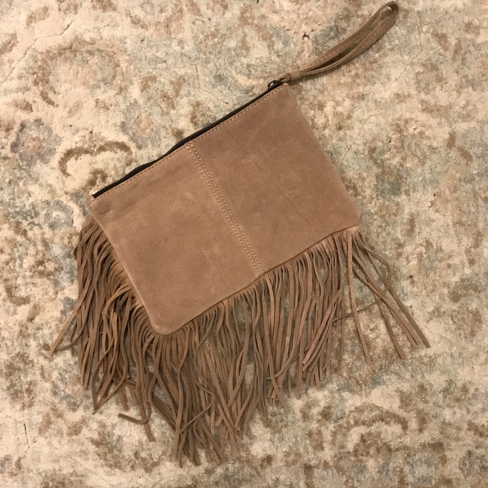 Suede Leather Fringe Clutch: Mango